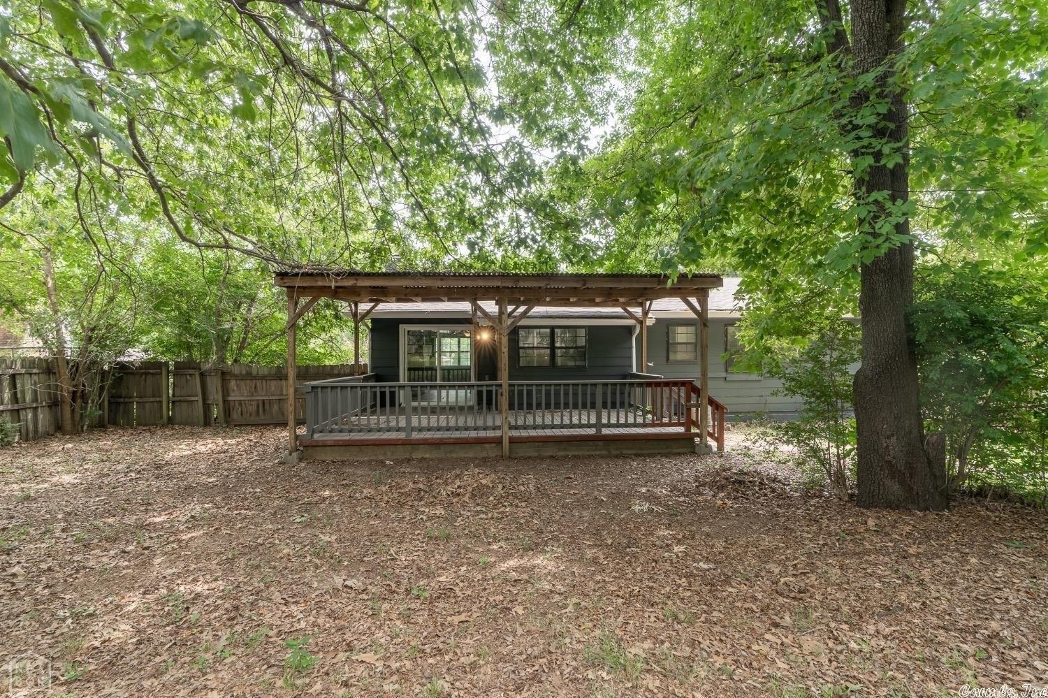 Shoshoni Dr, Jonesboro, AR 72401