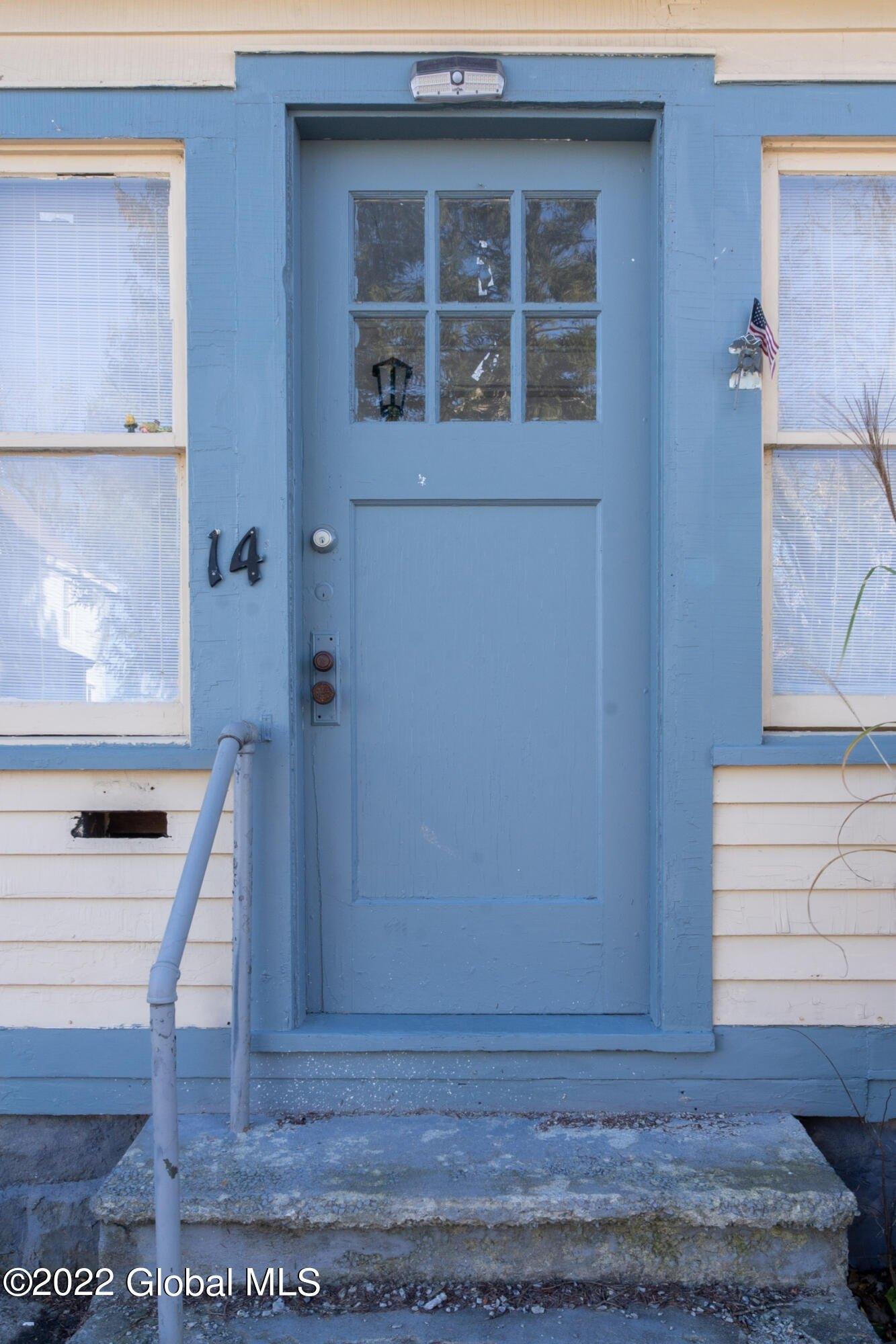 Hawk St, Schenectady, NY 12302