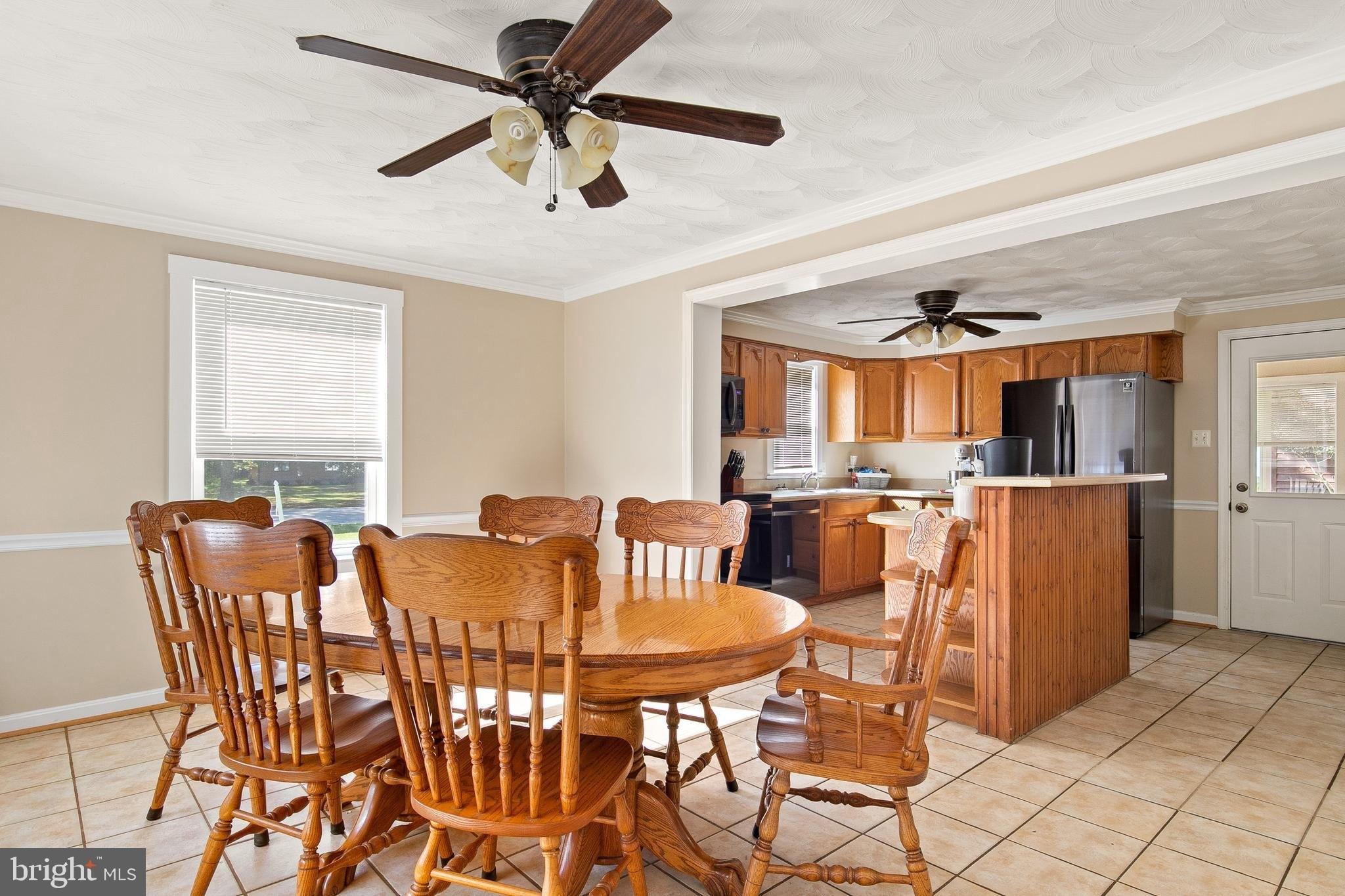 Cedarhurst Rd, Shady Side, MD 20764