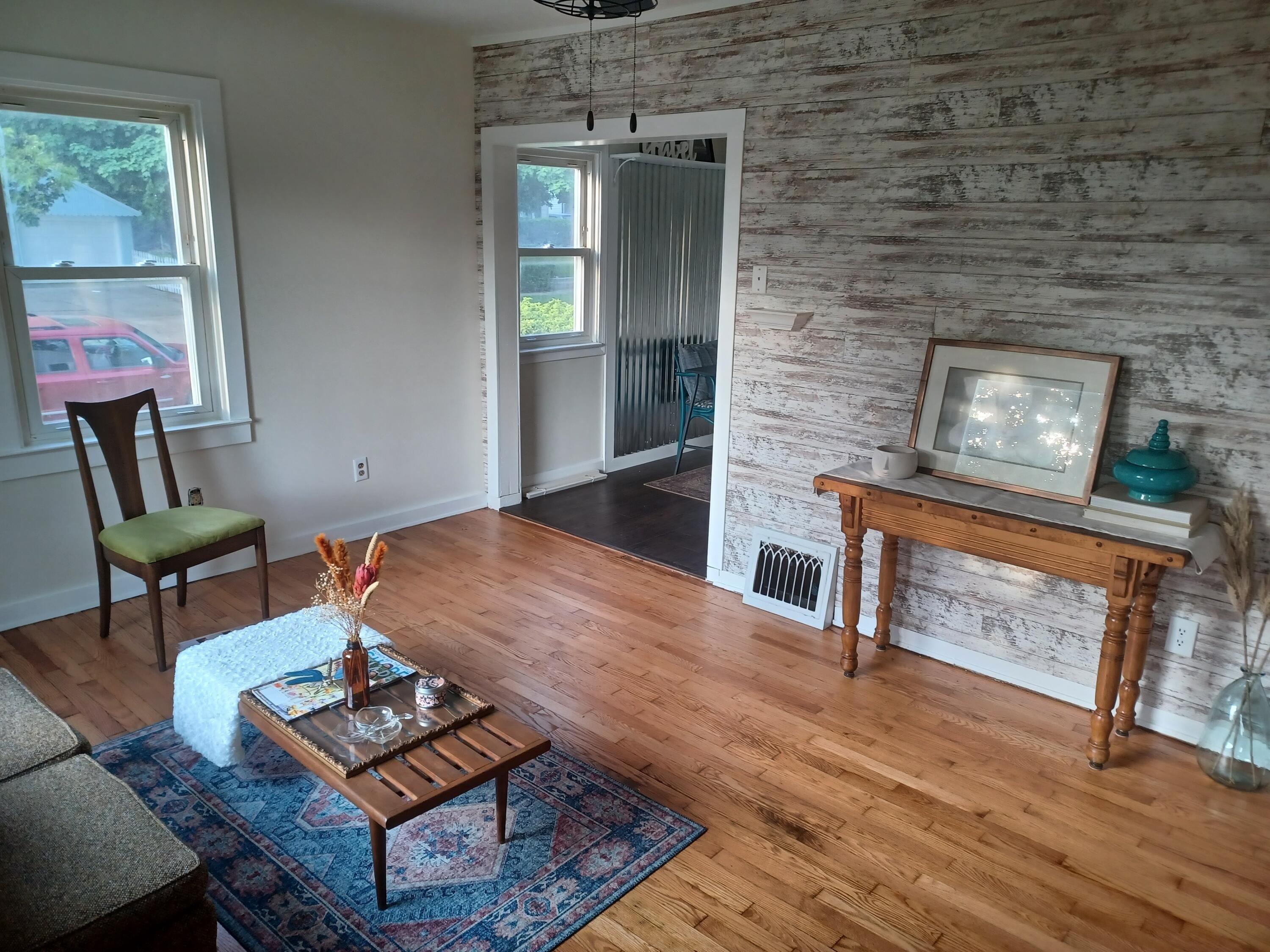 Kalamazoo Ave Se, Grand Rapids, MI 49507