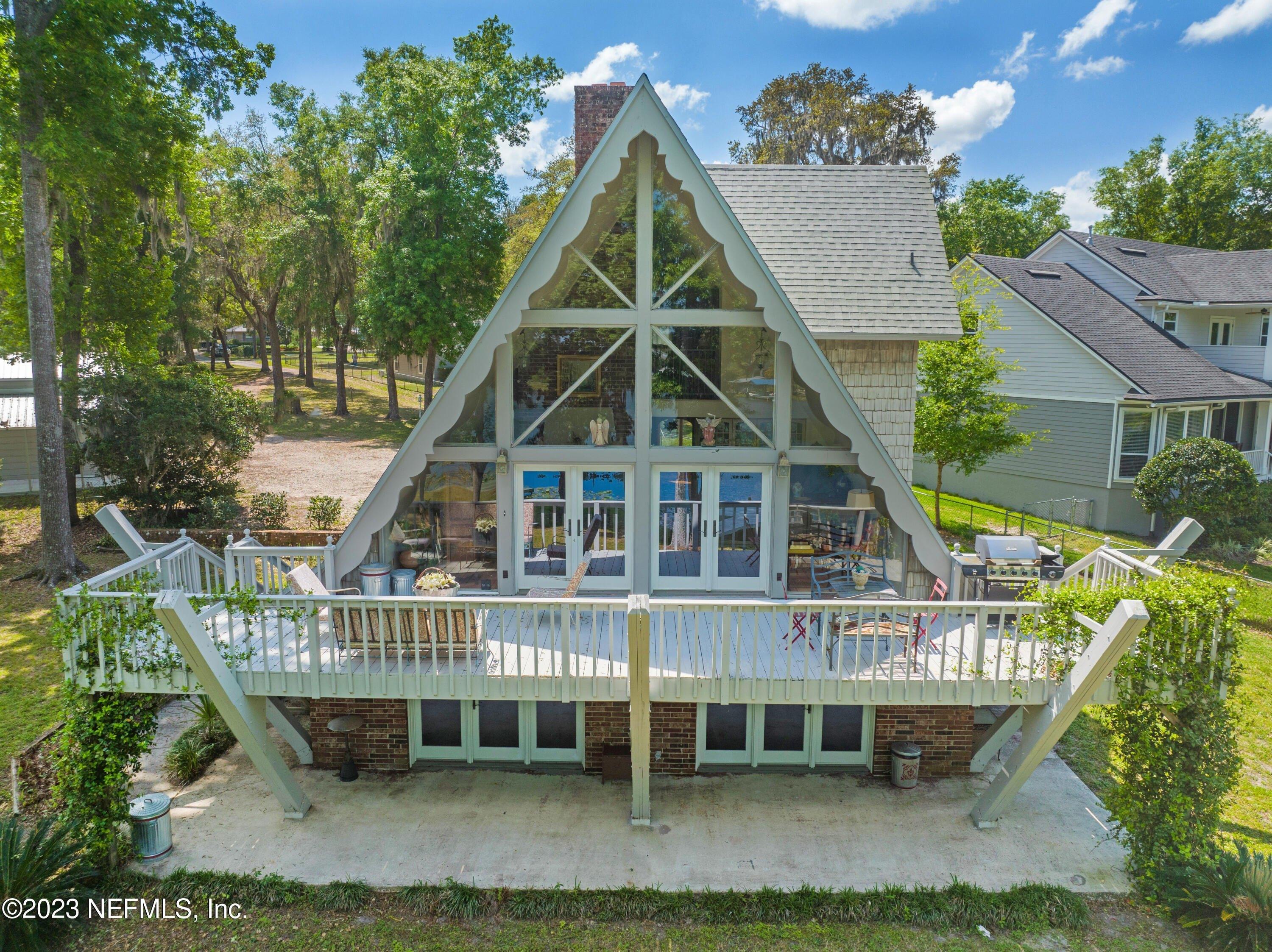 Lake Asbury Dr, Green Cove Springs, FL 32043