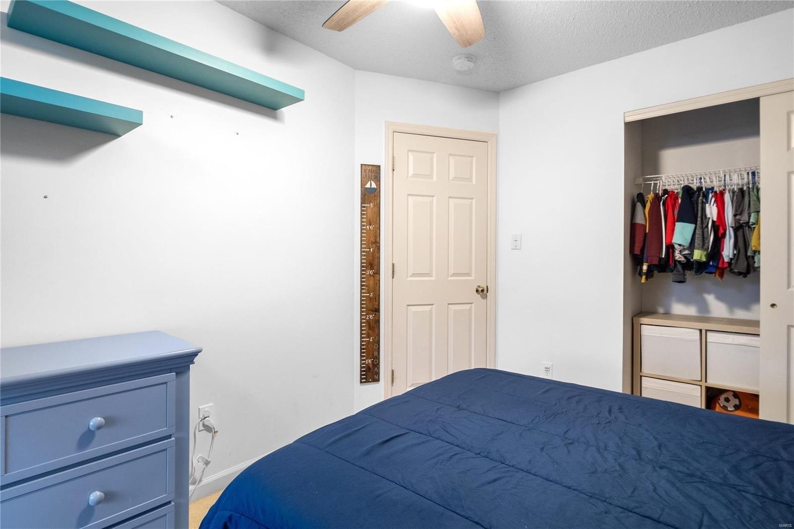 Canal St, Saint Charles, MO 63301