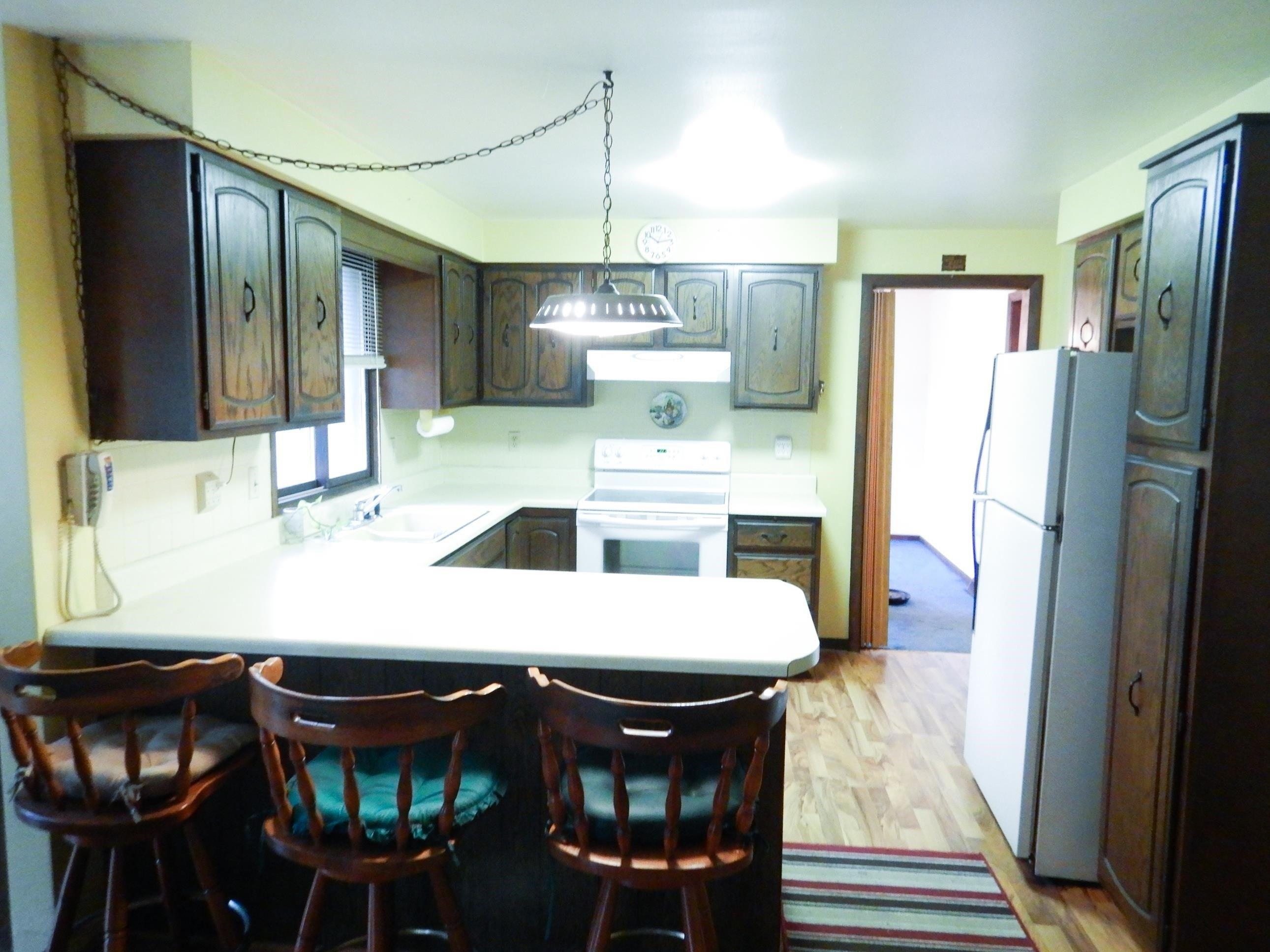 Shing Wa Uk Dr, Marinette, WI 54143