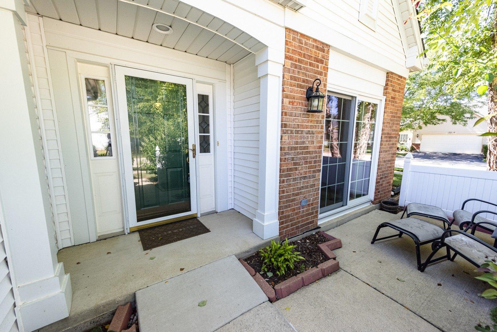 W Cypress Ln, Plainfield, IL 60544