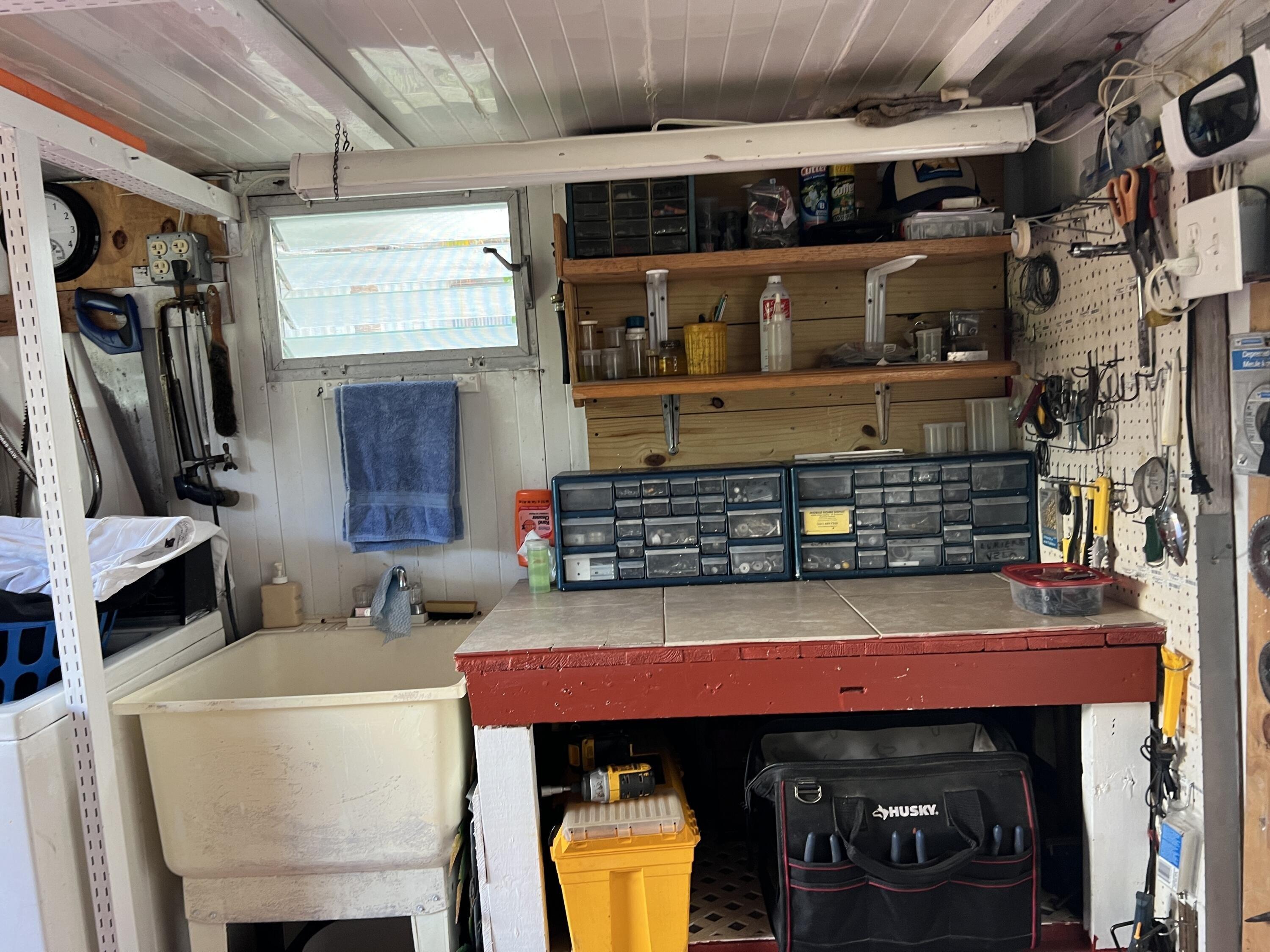 Se Skylark Ave, Hobe Sound, FL 33455