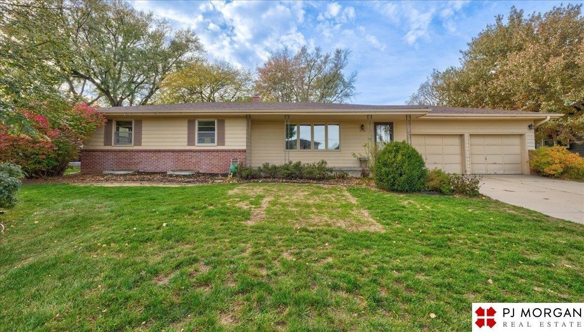 S 112th St, Omaha, NE 68144