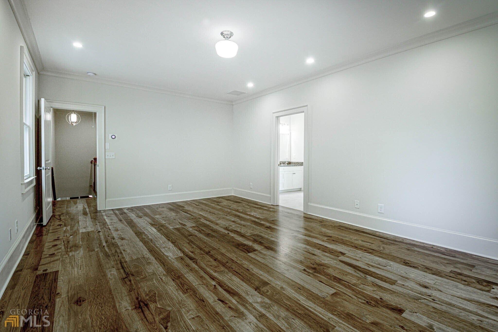 Lower Creek Trl, Senoia, GA 30276