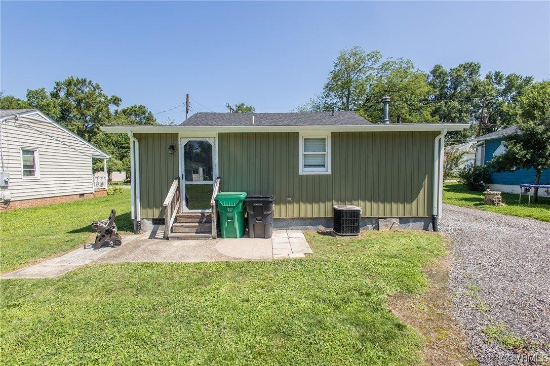 Piedmont Ave, Colonial Heights, VA 23834