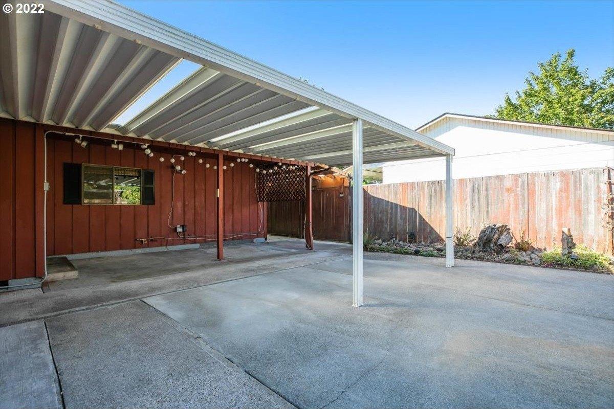 Se 195th Ave, Portland, OR 97233