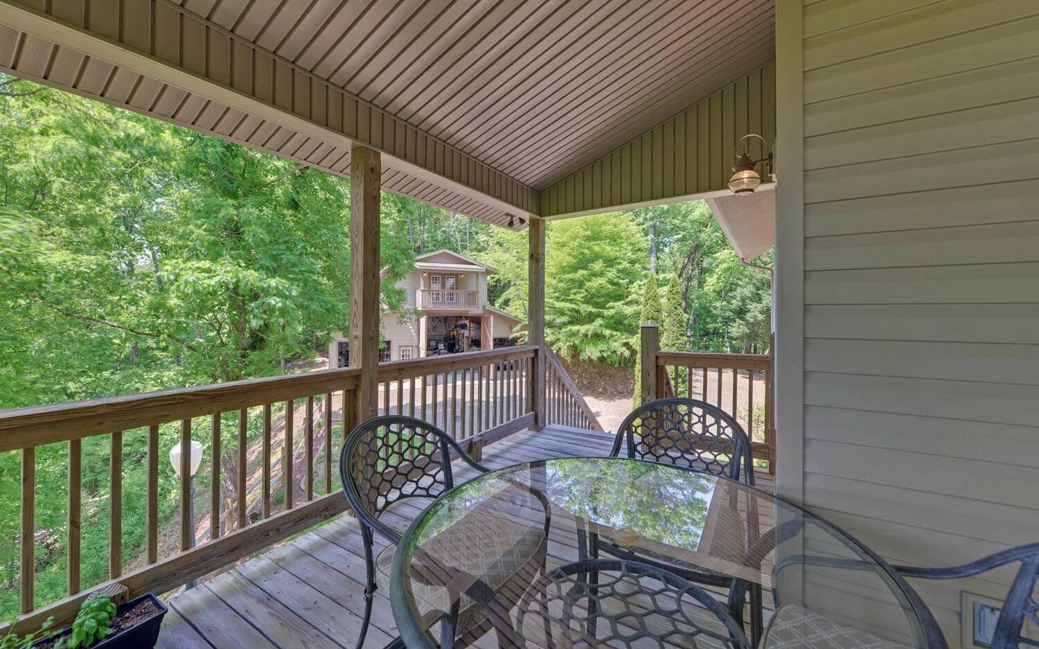 Remington Ln, Murphy, NC 28906