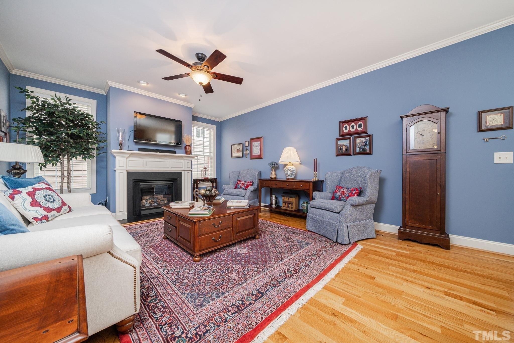 Marsh Landing Dr, Holly Springs, NC 27540