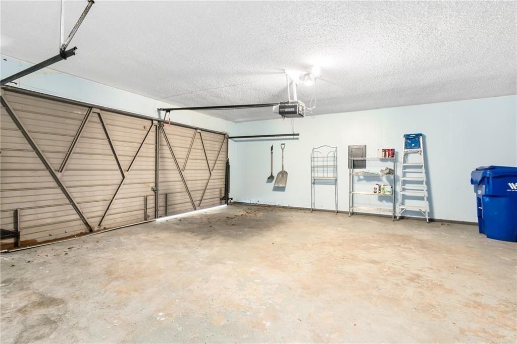Woodmont Cir, Waco, TX 76710