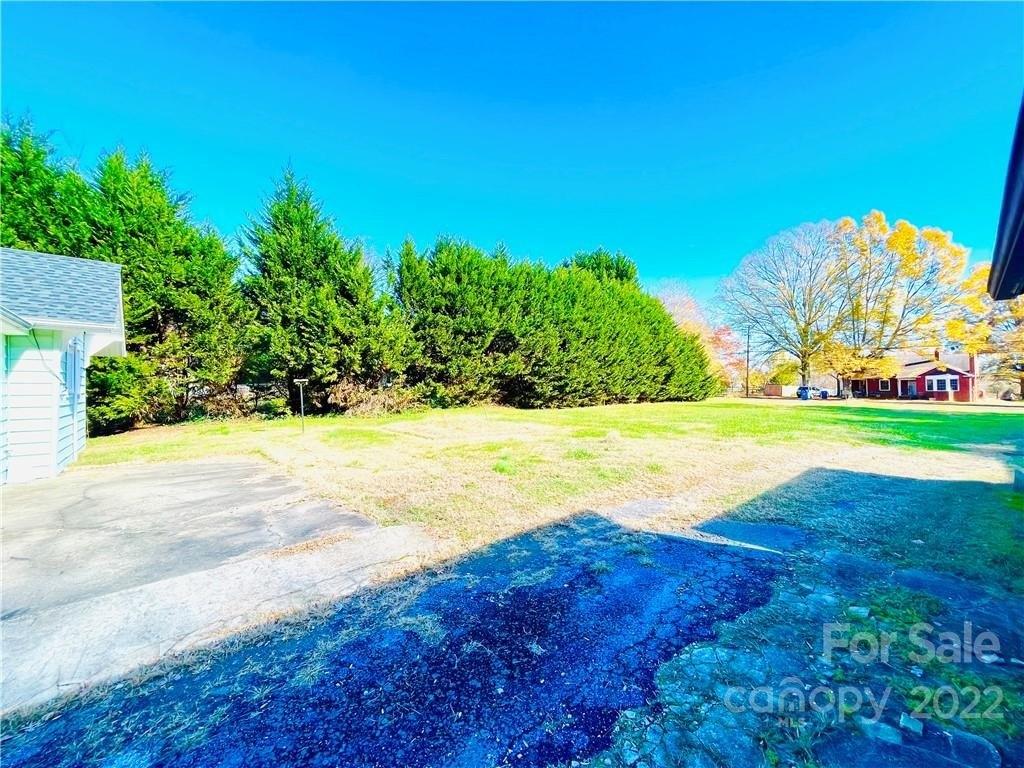 7th St Sw, Taylorsville, NC 28681