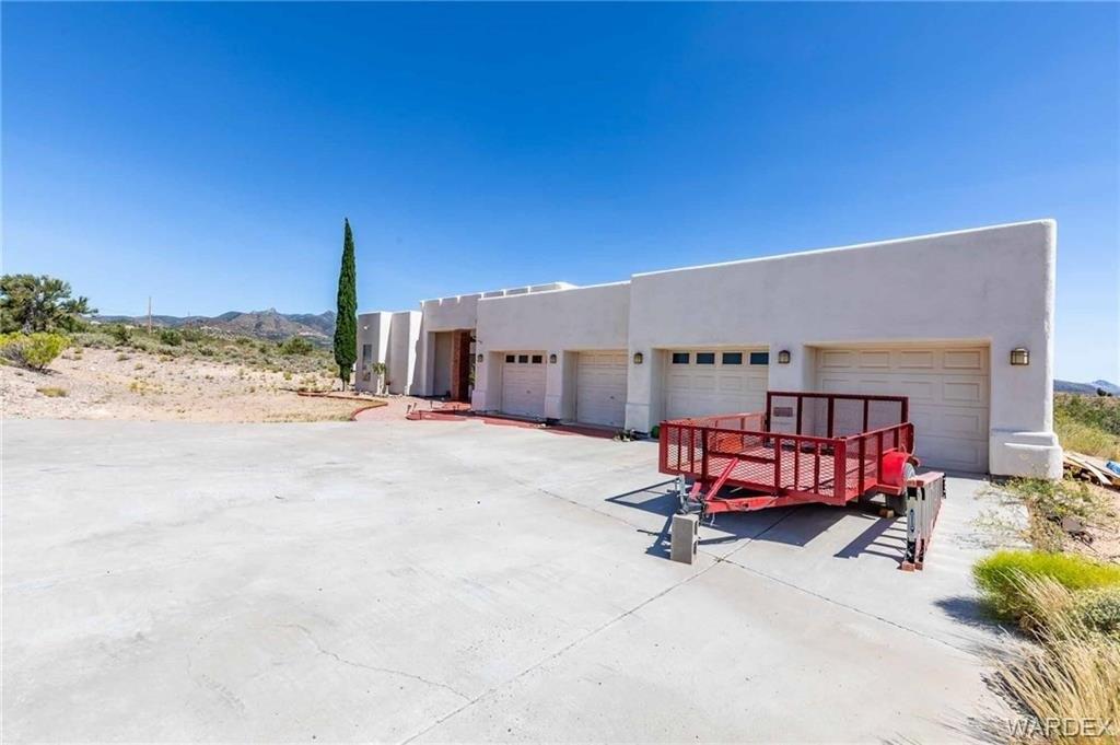 E Lawman Dr, Kingman, AZ 86401