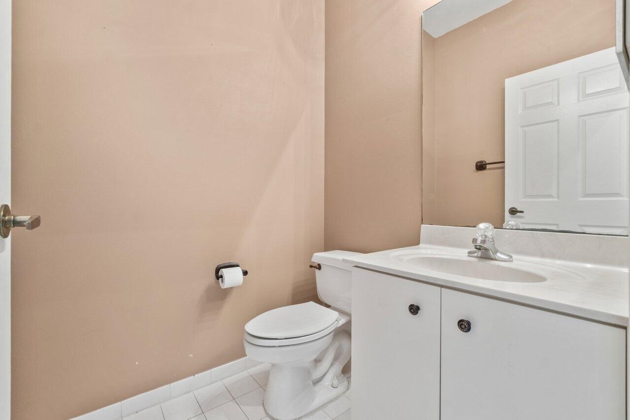 Camellia Cir, Weston, FL 33326