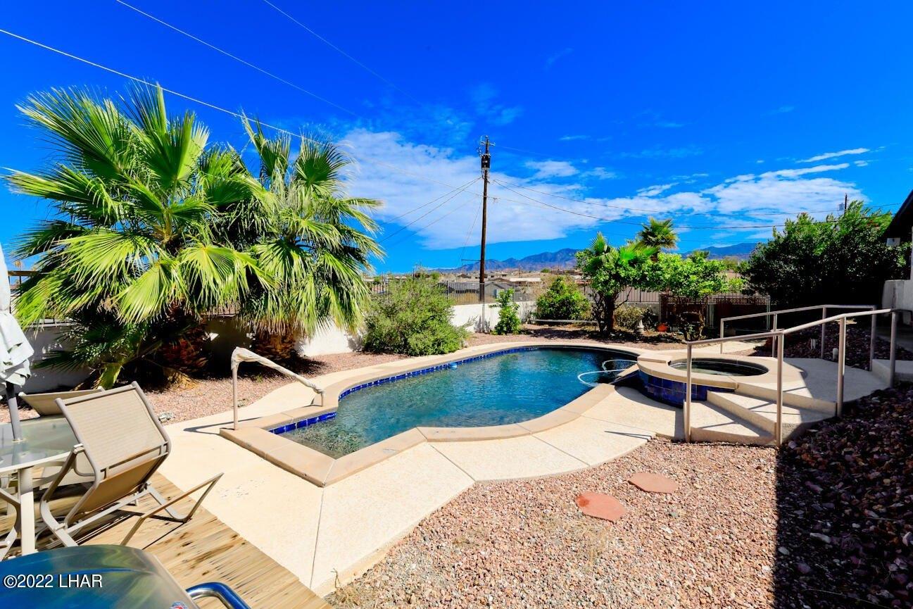 Sand Piper Dr, Lake Havasu City, AZ 86406