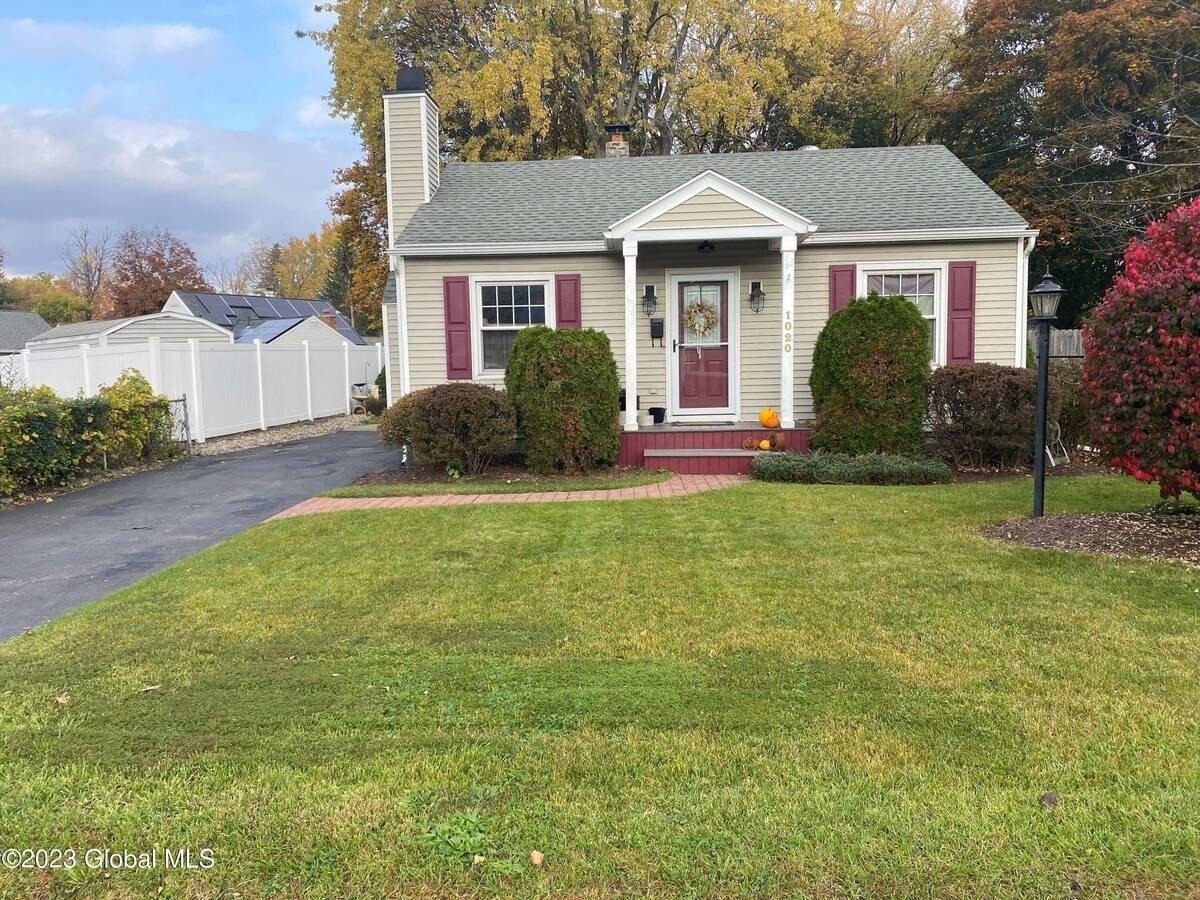 6th St, Schenectady, NY 12303