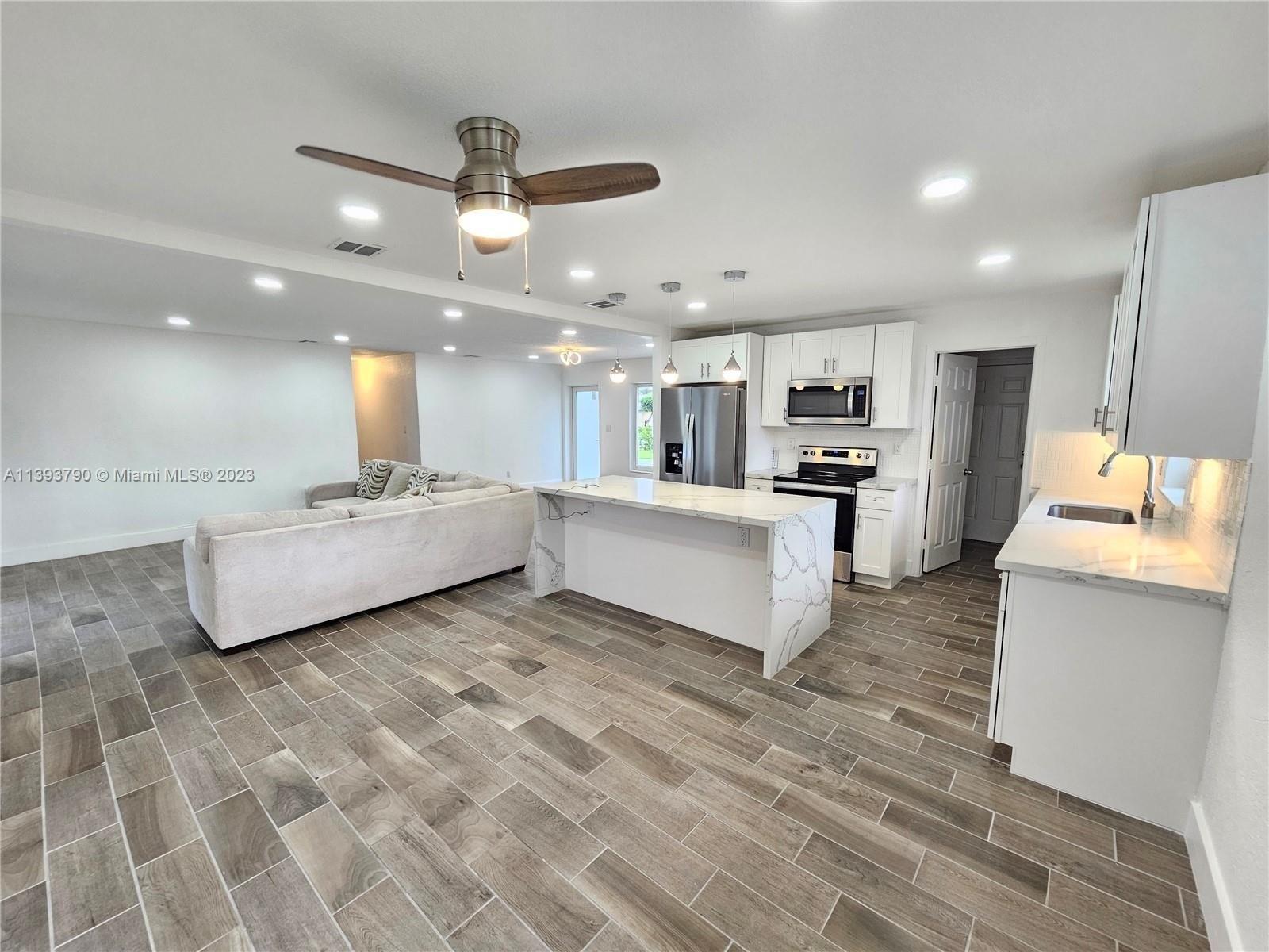 Nw 189th St, Miami Gardens, FL 33056