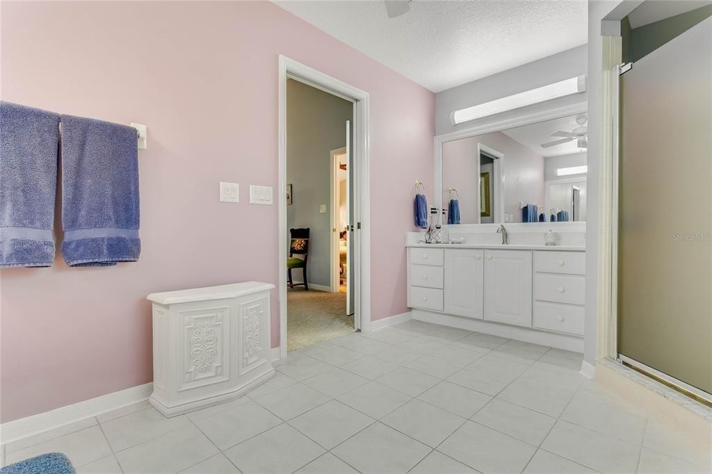 Manor Oaks Ct, Leesburg, FL 34748
