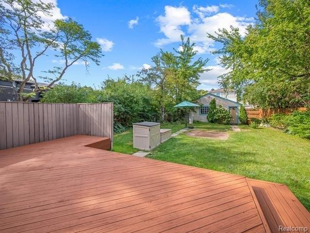 Bowers St, Birmingham, MI 48009