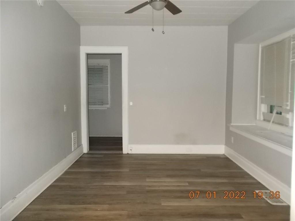Ravenwood Ave, Rochester, NY 14619