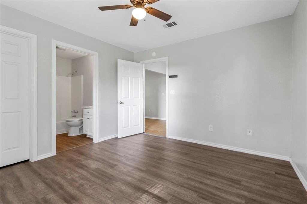 S Jernigan St, Bells, TX 75414
