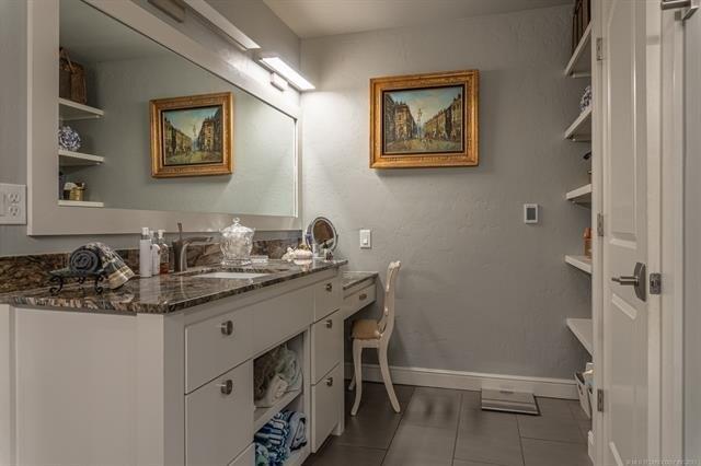S Maybelle Ave, Jenks, OK 74037