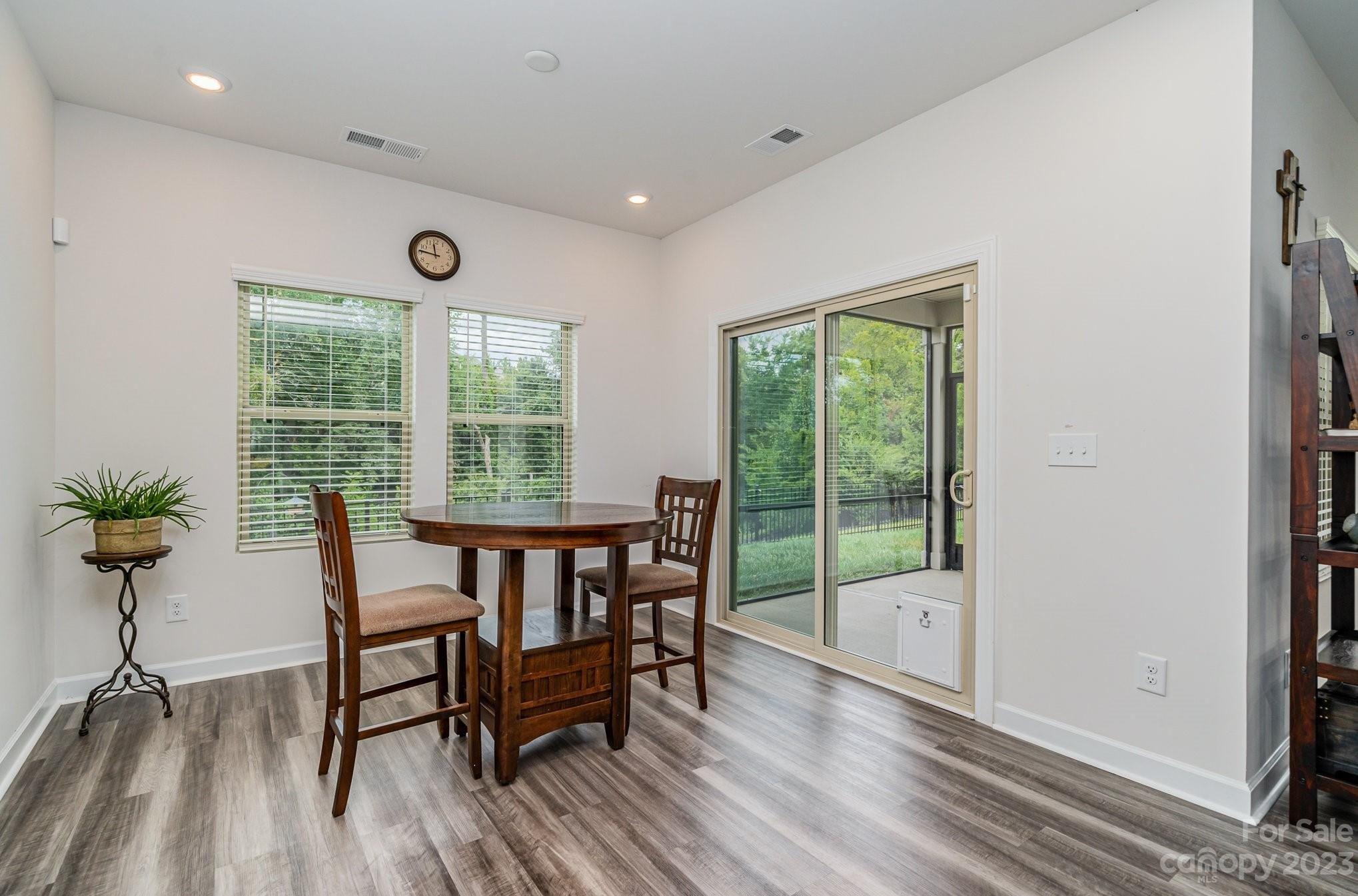 Longmore Ln, Kannapolis, NC 28081