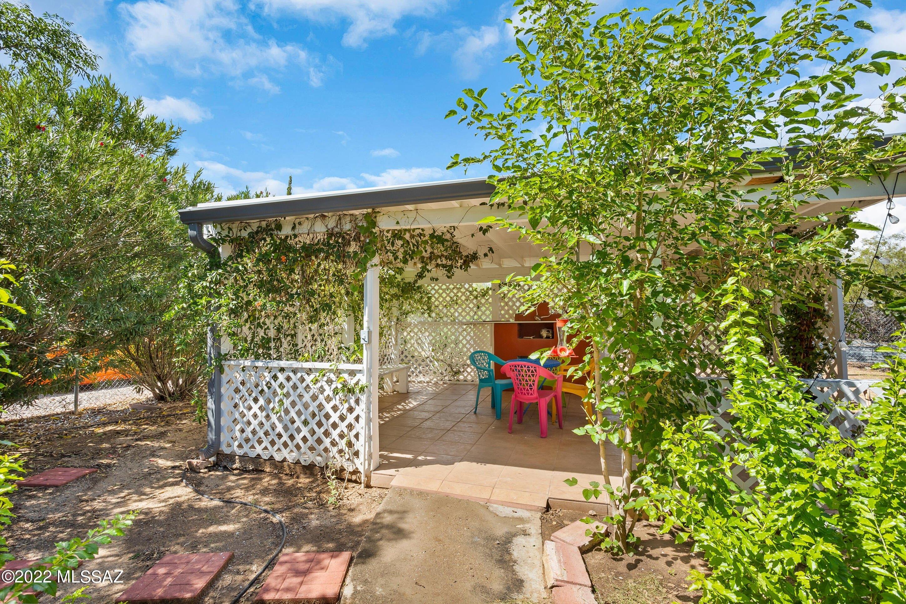 S Abrego Dr, Green Valley, AZ 85614