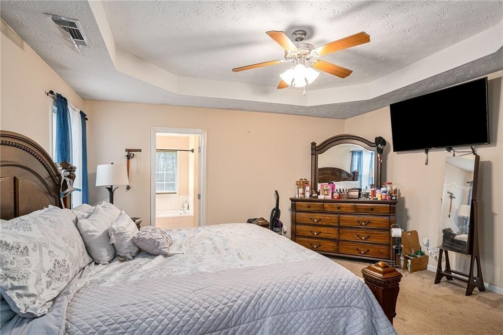 Oakbrook Ln, Covington, GA 30016