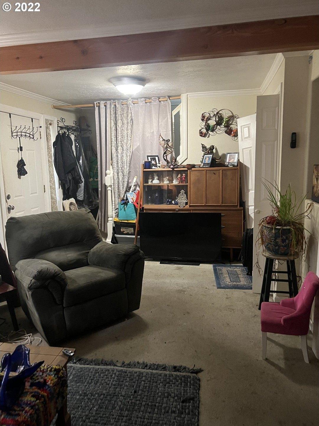 Pearl St, Oregon City, OR 97045