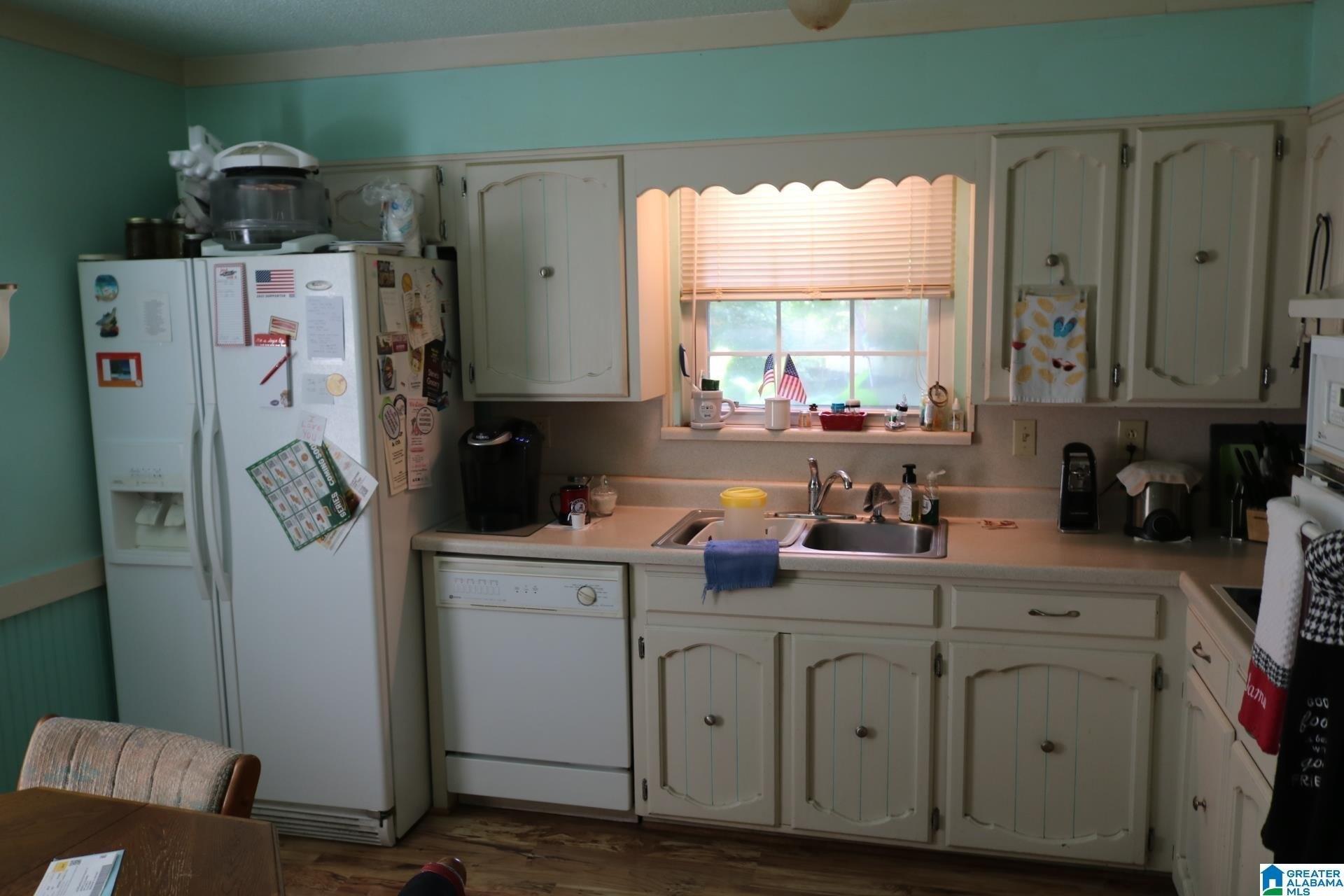 Sunny Dell Dr, Bessemer, AL 35023