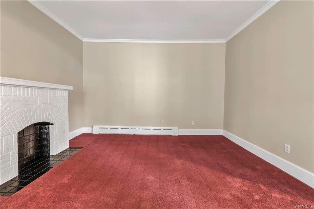 Adam St, Tonawanda, NY 14150
