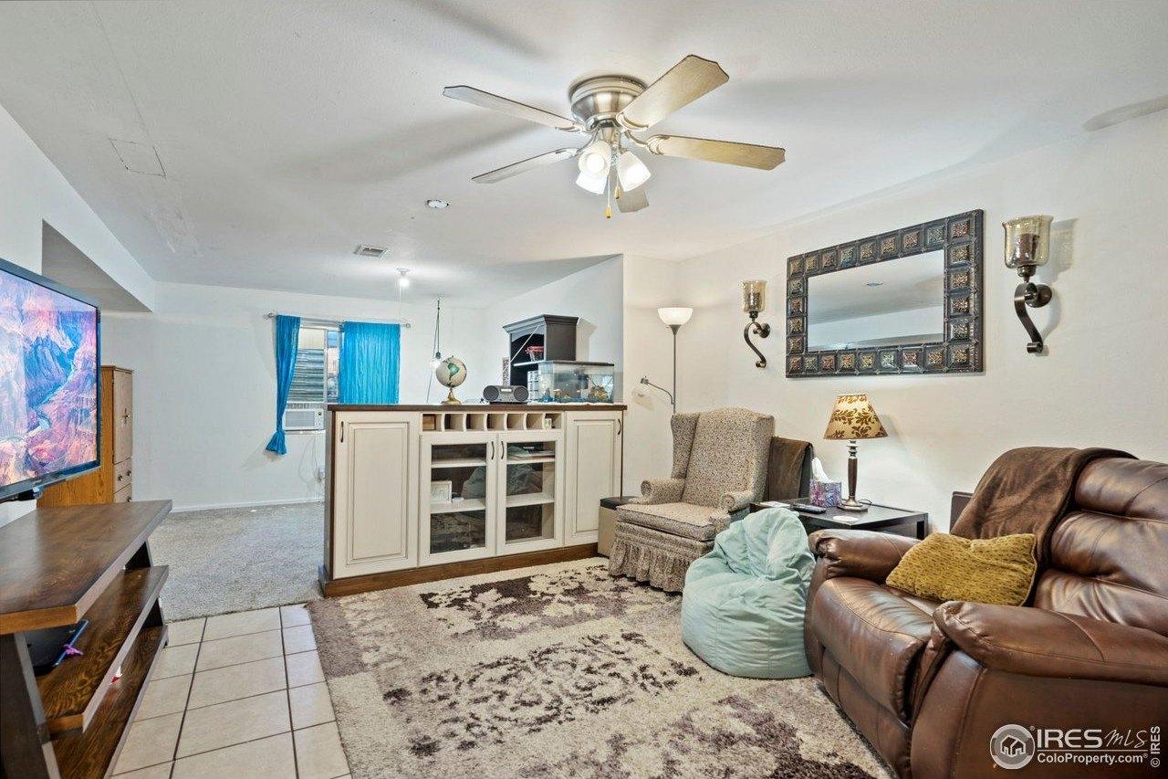 La Costa Ln, Johnstown, CO 80534