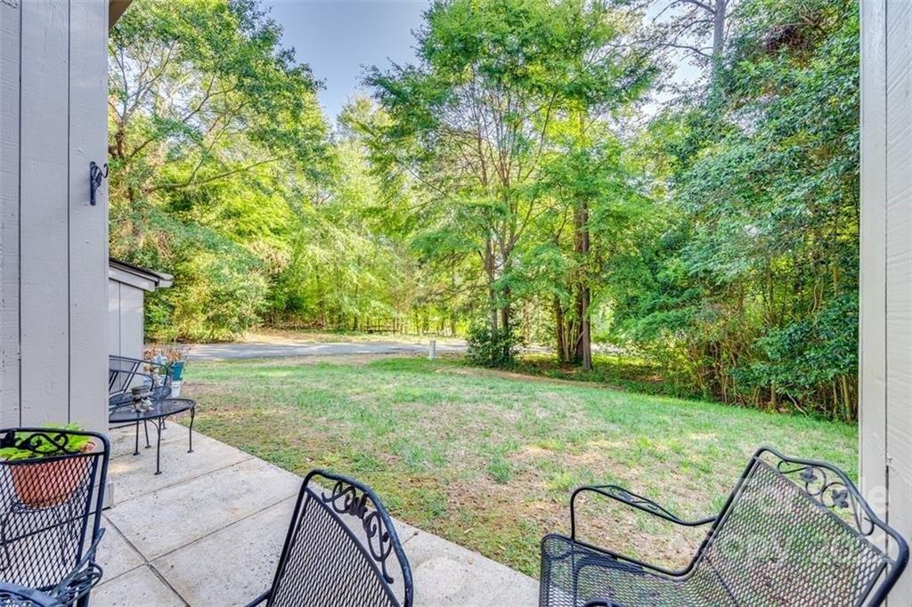 Riverview Ter, Clover, SC 29710