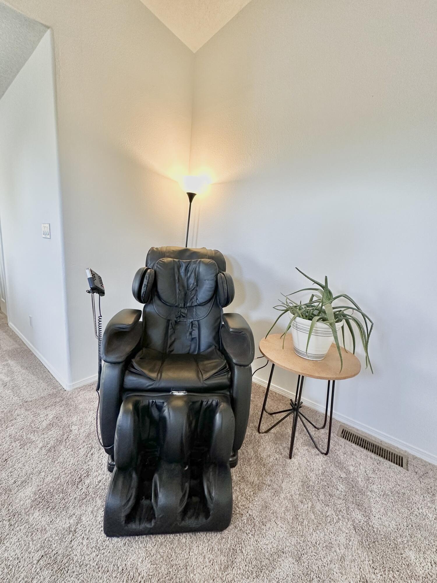 Marlborough Ave Sw, Albuquerque, NM 87121