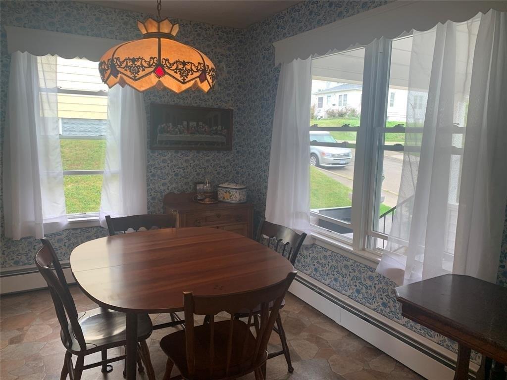 N Arch St, Johnson City, NY 13790