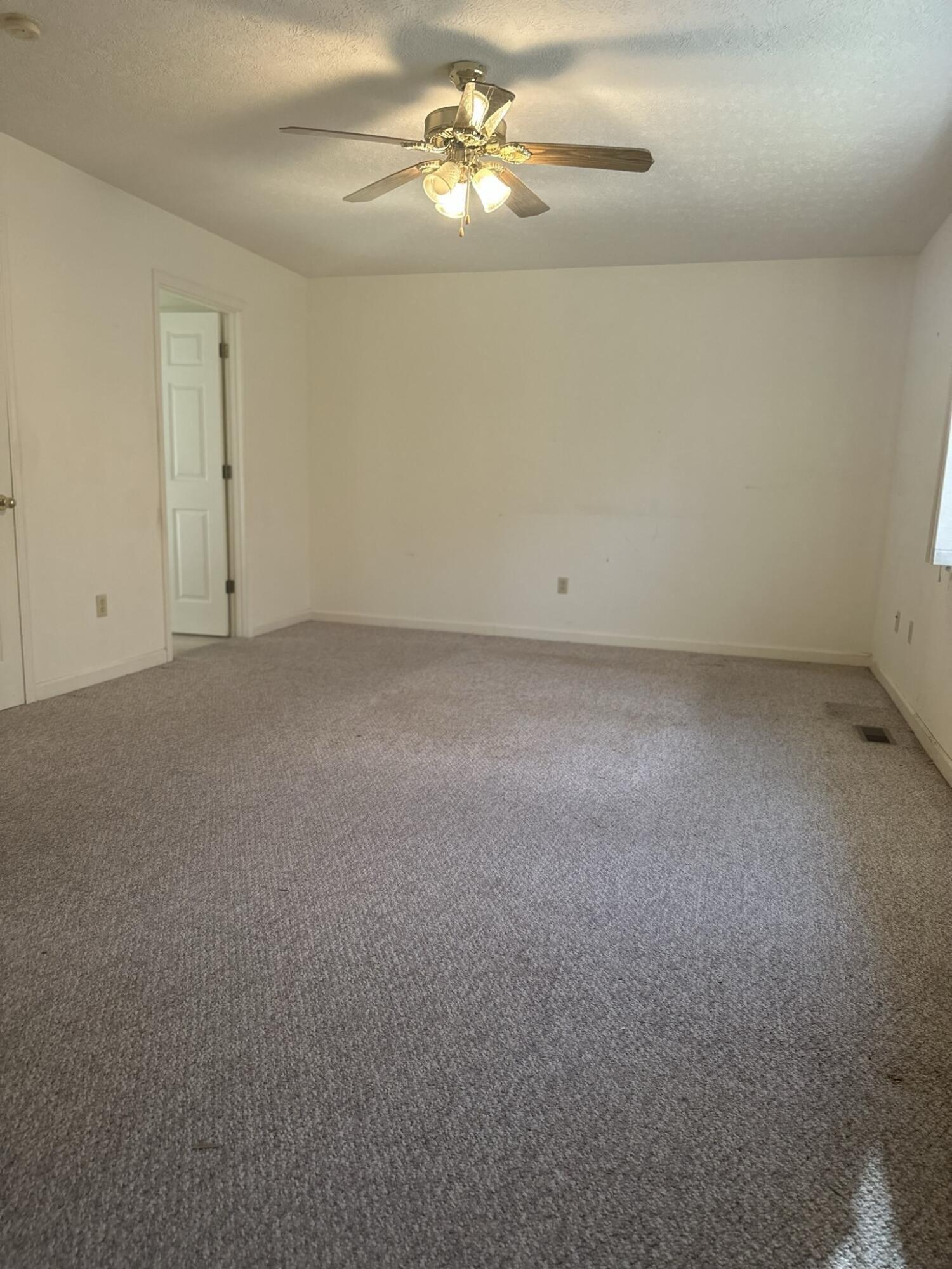 Whitaker St, Morehead, KY 40351