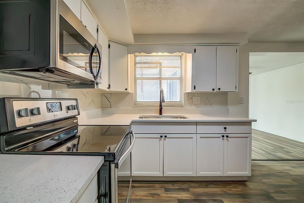 Saplin Dr, Holiday, FL 34690