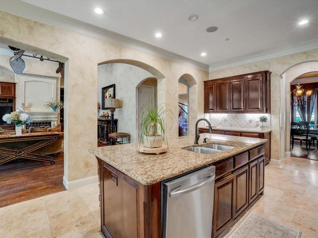 Talia Cir, Fairview, TX 75069