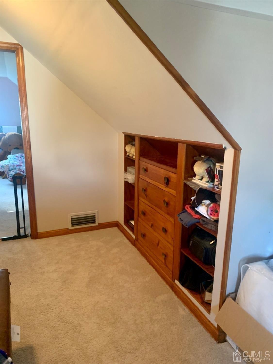 N Smith St, Avenel, NJ 07001