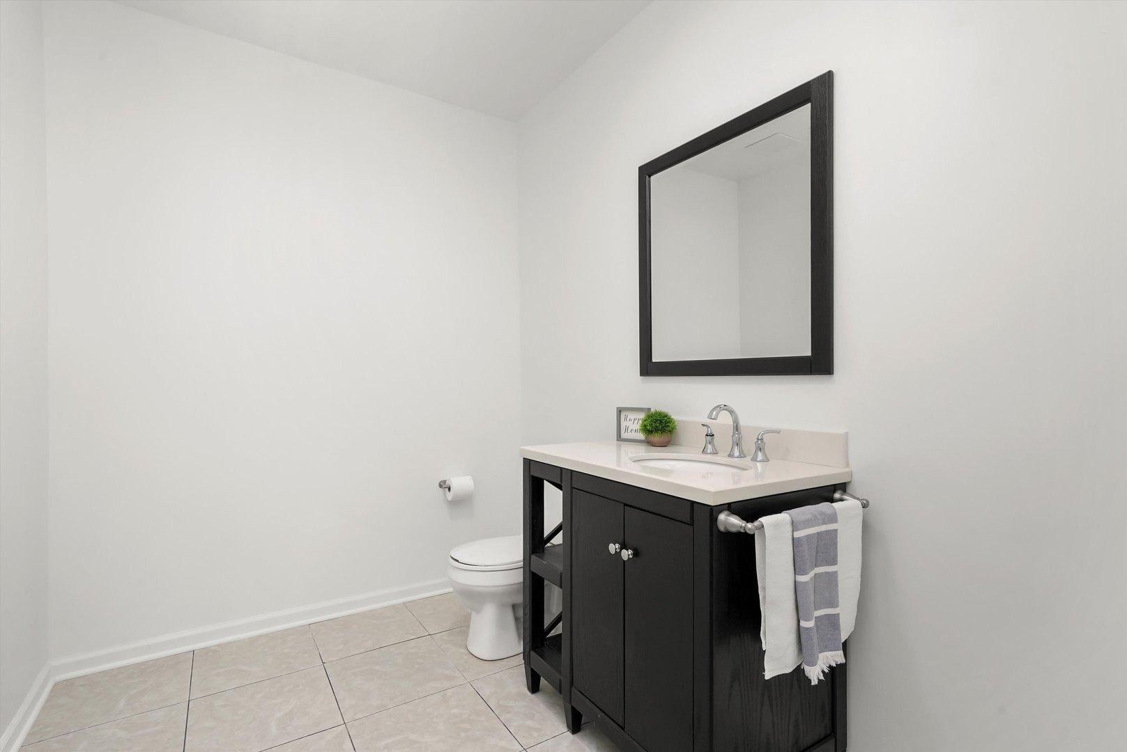 N Belle Foret Dr, Wadsworth, IL 60083