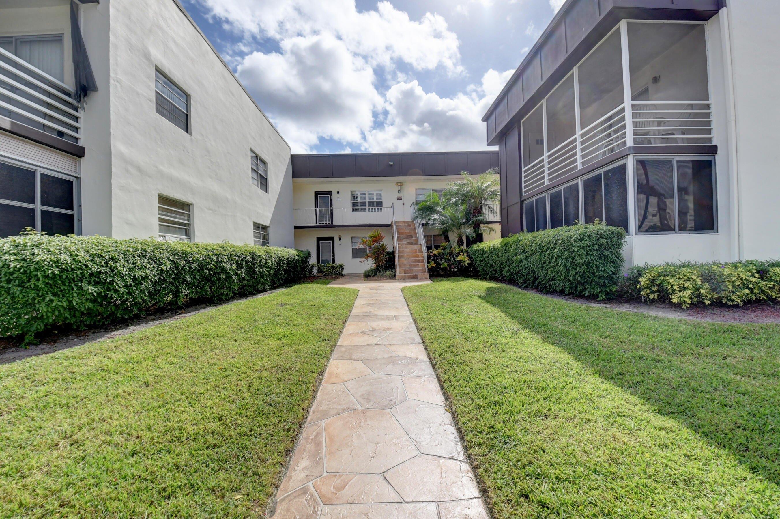 Normandy O, Delray Beach, FL 33484