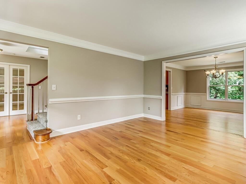Shellie Ln, Oakwood, GA 30566