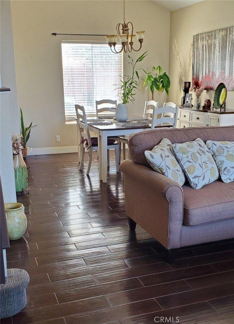 Fawnridge Cir, Palmdale, CA 93551