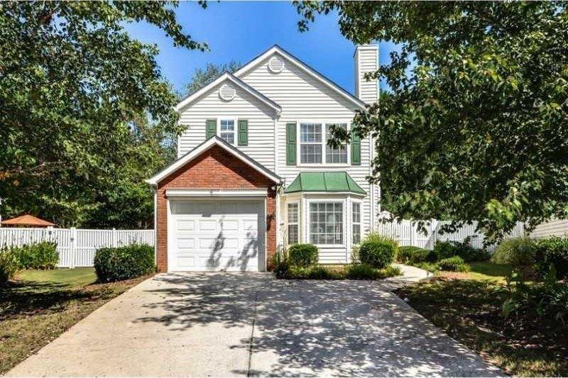 Chantress Ct, Alpharetta, GA 30004