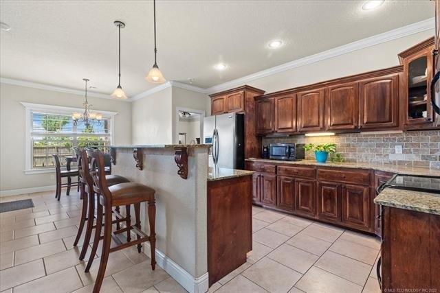 Churchill Dr, Bartlesville, OK 74006