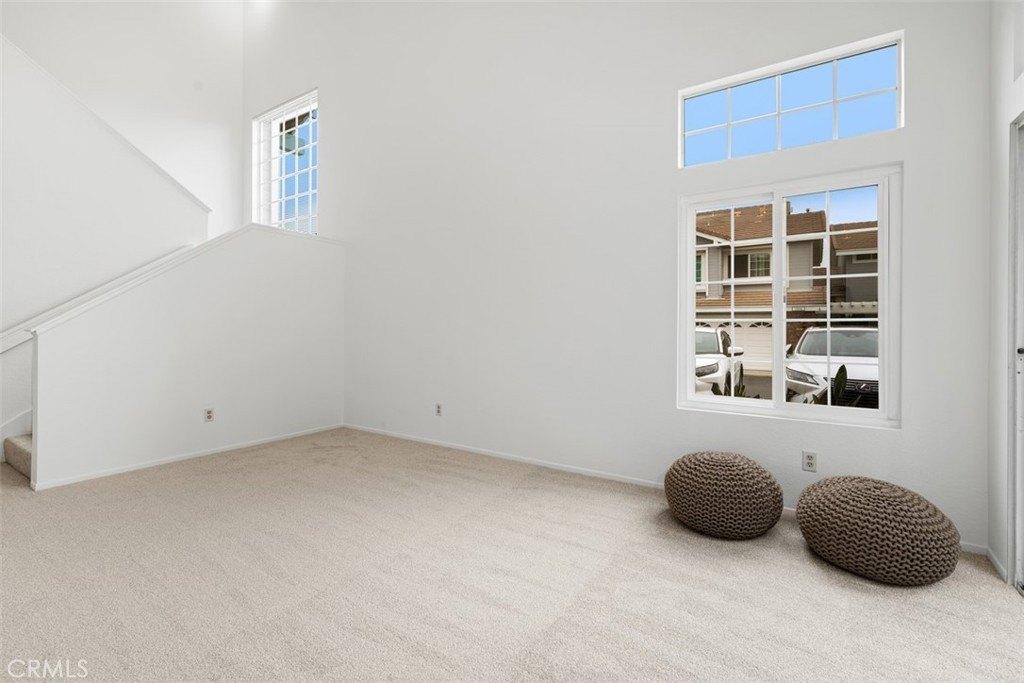 Evergreen Dr, Tustin, CA 92782