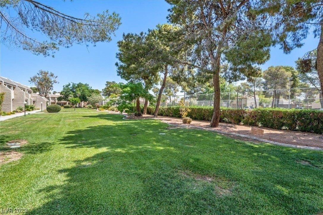 Loma Linda Ln, Las Vegas, NV 89121