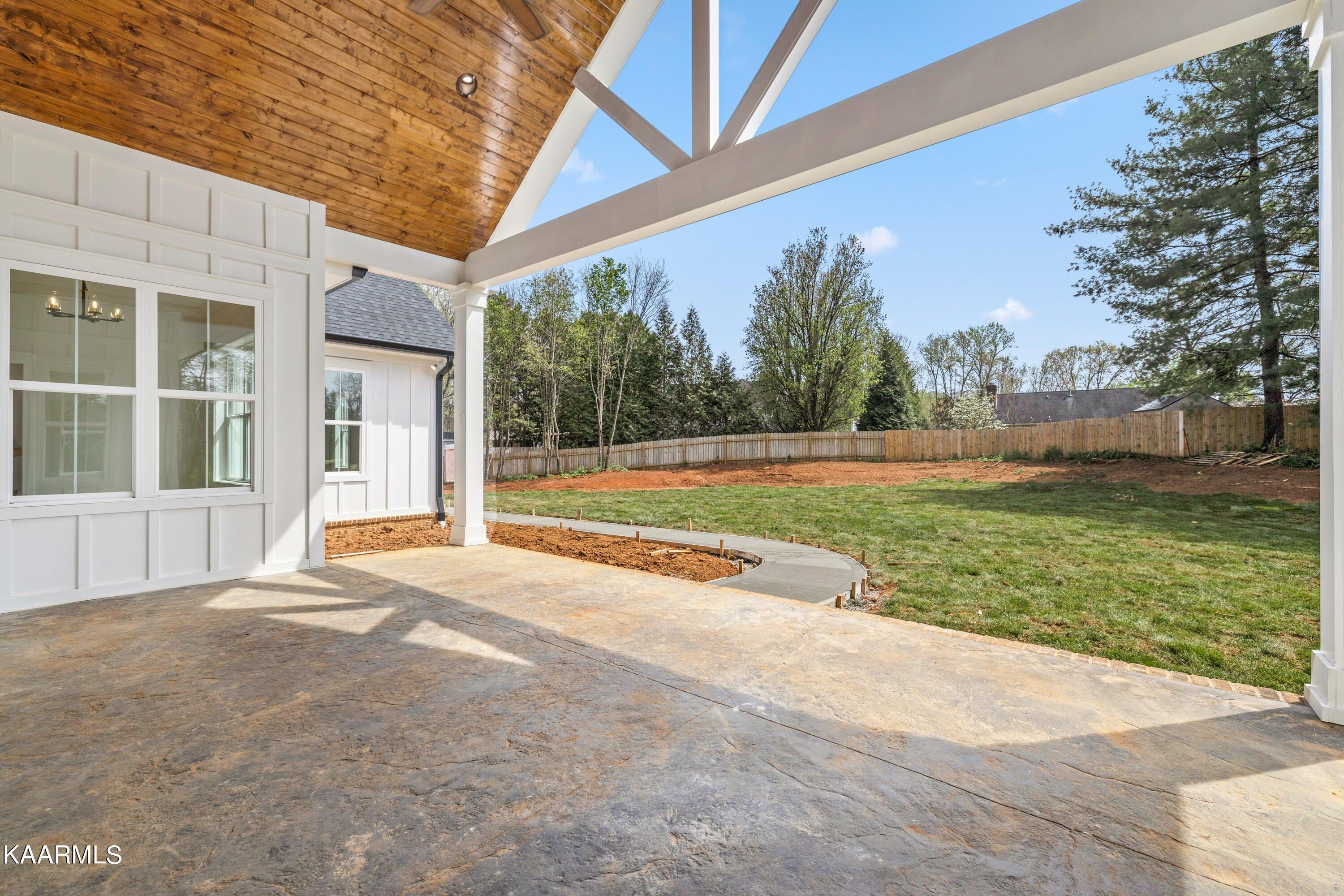 S Northshore Dr, Knoxville, TN 37919